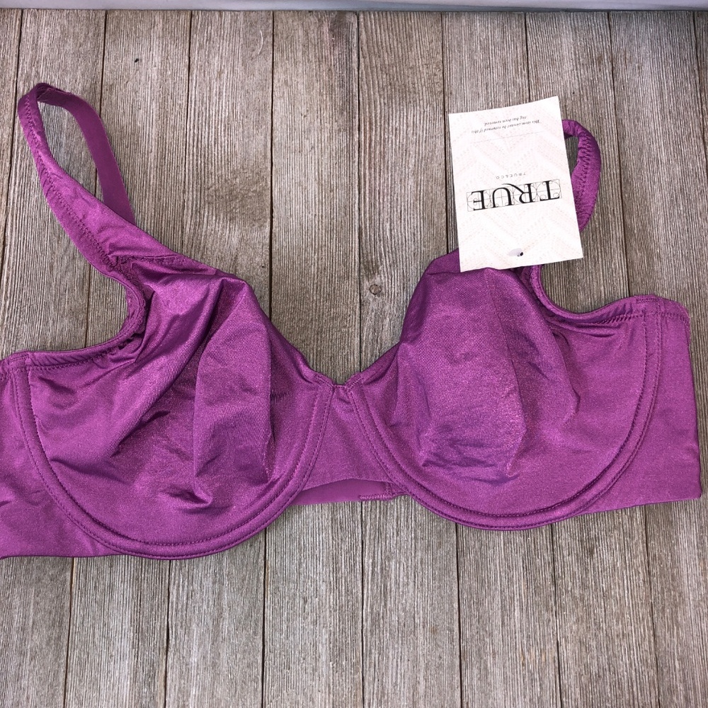 True&Co Uniform Triangle Unlined Bra Wore once